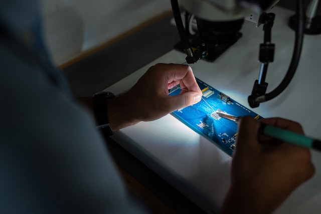 Elektronik Schatz Elektrotechnik GmbH